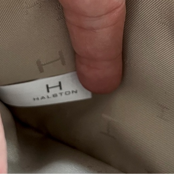 NWOT HALSTON Silver Textured Pepple Leather Zip Pouch - Picture 5 of 5